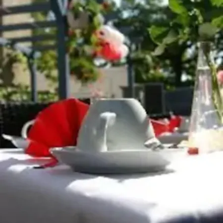 Dittrichs Erben Pensionat 3*